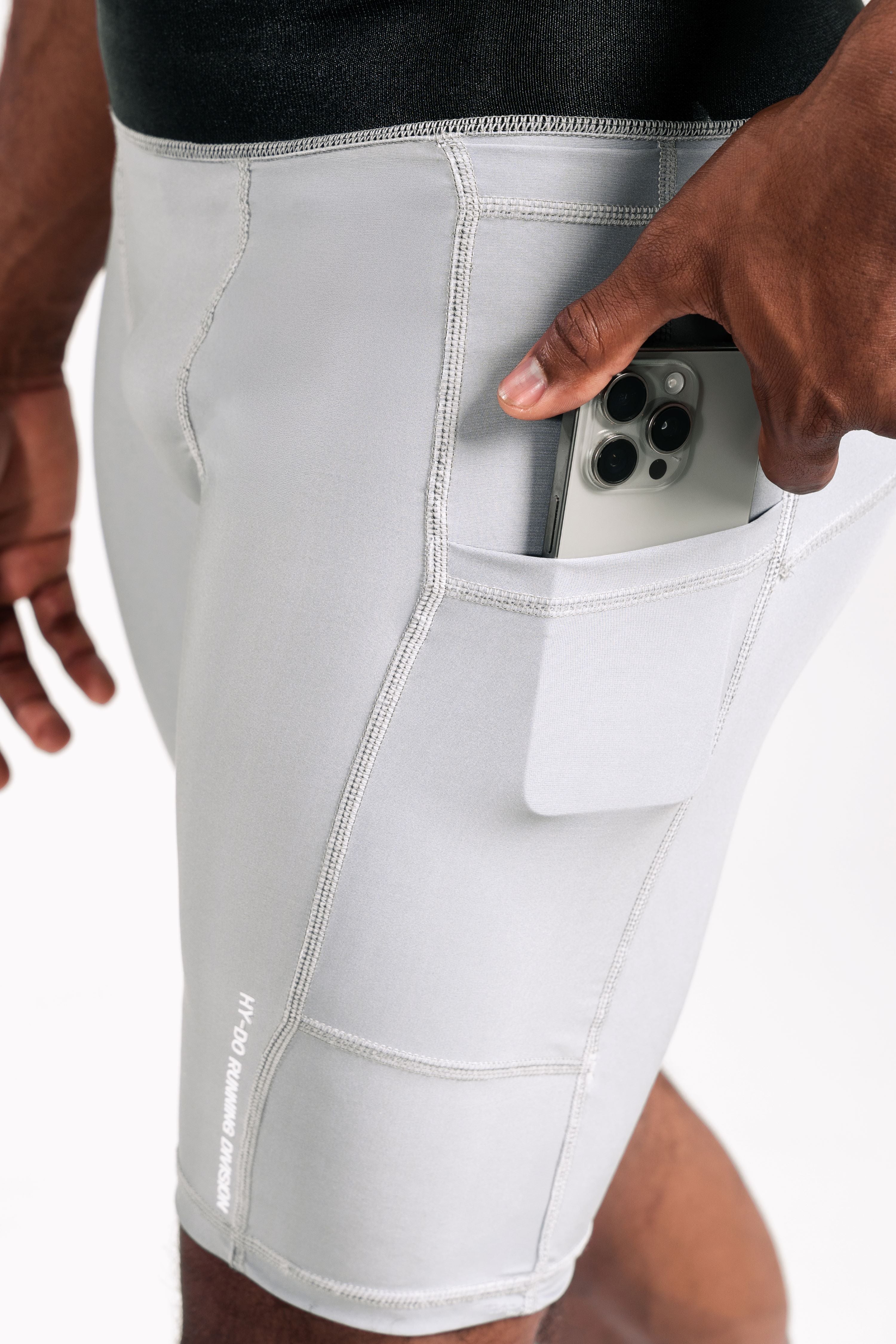 Runlight Men Biker Short - Gris plata