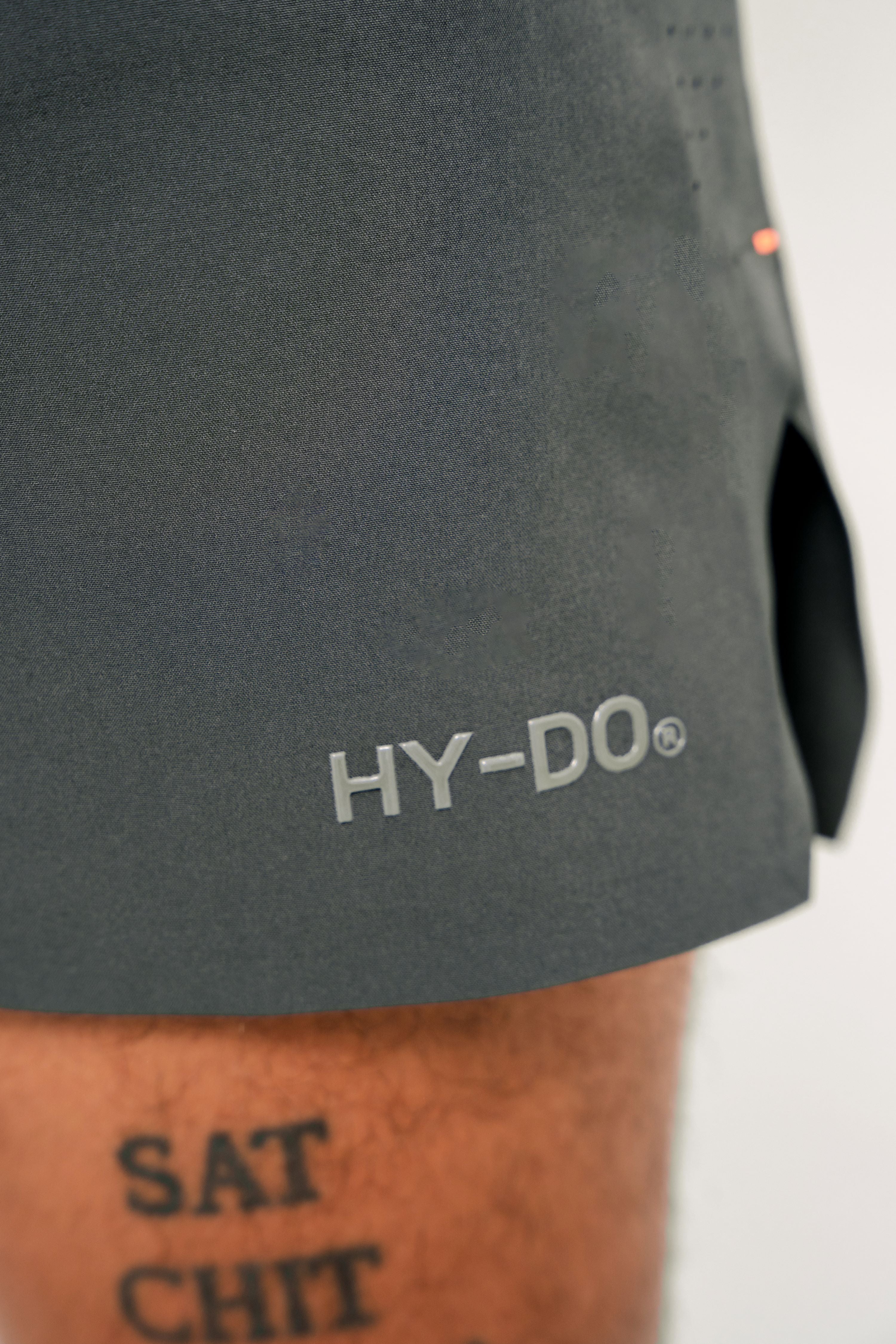 Baseline Hybrid Gray Short